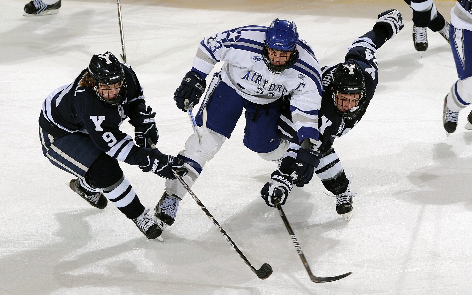 当詹姆斯遇见伯纳乌，一场规则变革催生的惊天冷门，当跨界号角吹响，一记规则重拳如何改写绿茵结局